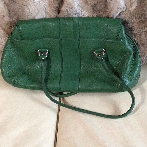 Vintage green Cole Haan purse. Excellent condition. Has magnetic closures - Picture 2 of 5